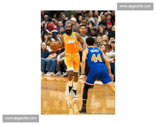 哈登对决韦德得分后卫时代更迭的巅峰对话与传奇传承之路荣光记忆