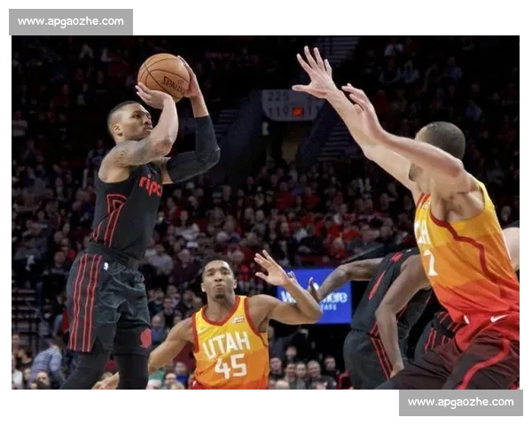 巅峰对决回顾科比率湖人鏖战骑士书写传奇之夜震撼全场经典时刻 巅峰对决回顾科比率湖人鏖战骑士书写传奇之夜震撼全场经典时刻