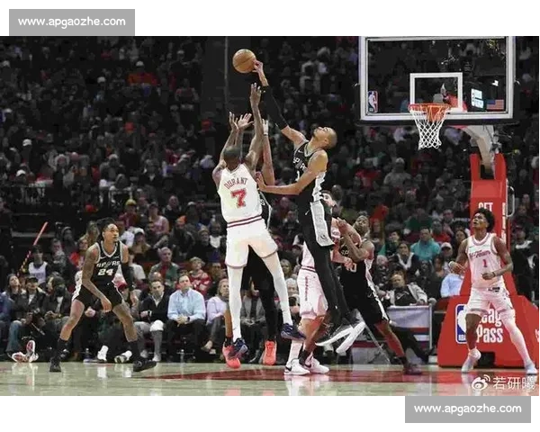 回望2004年火箭对决马刺西部强权碰撞的经典一战篮坛历史瞬间 回望2004年火箭对决马刺西部强权碰撞的经典一战篮坛历史瞬间